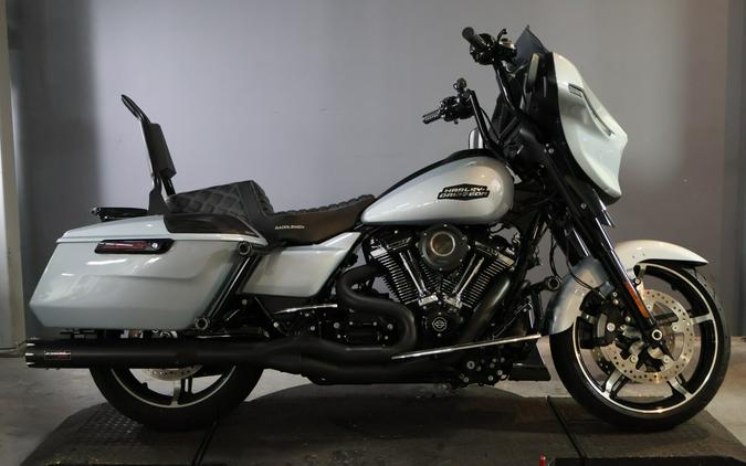 2024 Harley-Davidson Street Glide FLHX