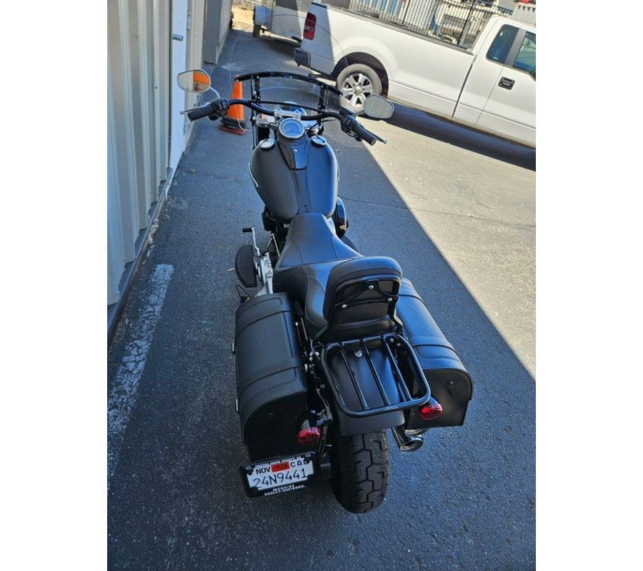 2020 Harley-Davidson® FLSL - Softail® Softail Slim®