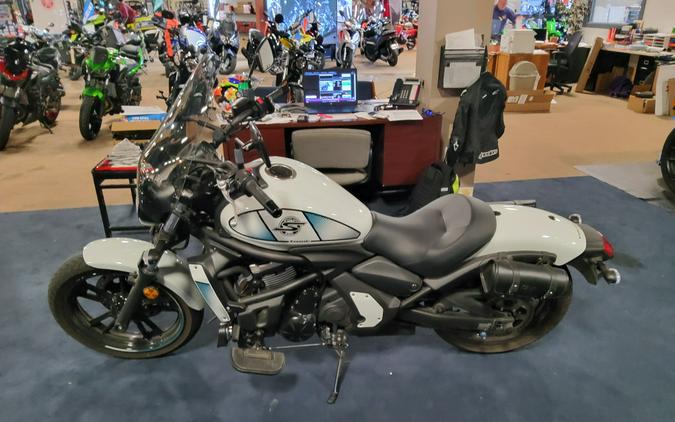 2022 Kawasaki Vulcan® S Base