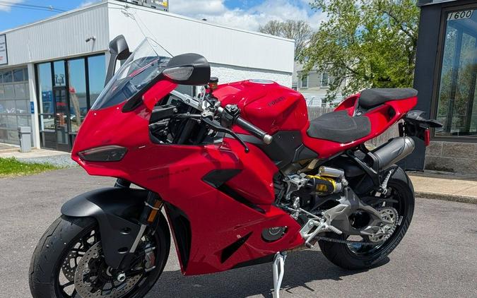 2026 Ducati Panigale V2
