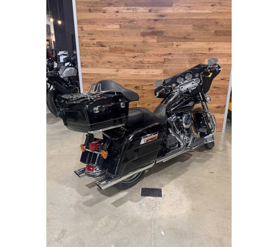 2012 Harley-Davidson FLHTC - Electra Glide Classic