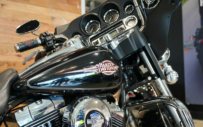 2012 Harley-Davidson FLHTC - Electra Glide Classic