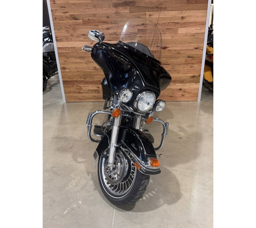 2012 Harley-Davidson FLHTC - Electra Glide Classic