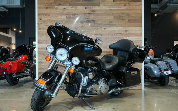 2012 Harley-Davidson FLHTC - Electra Glide Classic