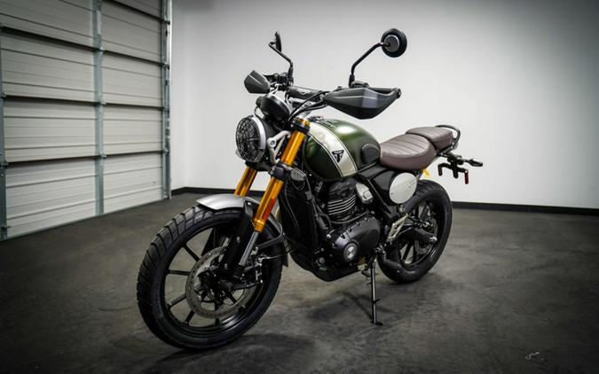 2026 Triumph Scrambler 400 X Matte Khaki Green/Matte Fusion White