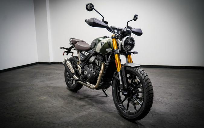 2026 Triumph Scrambler 400 X Matte Khaki Green/Matte Fusion White