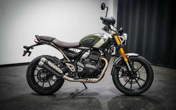 2026 Triumph Scrambler 400 X Matte Khaki Green/Matte Fusion White