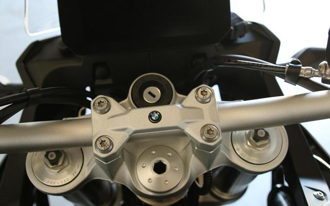 2026 BMW Motorrad F 900 GS