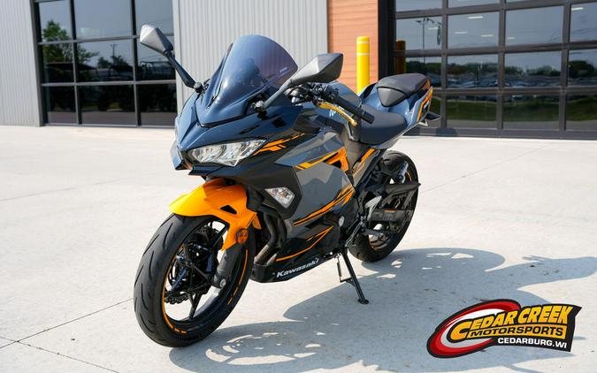 2018 Kawasaki Ninja® 400 ABS Pearl Solar Yellow/Pearl Storm Gray/Ebony