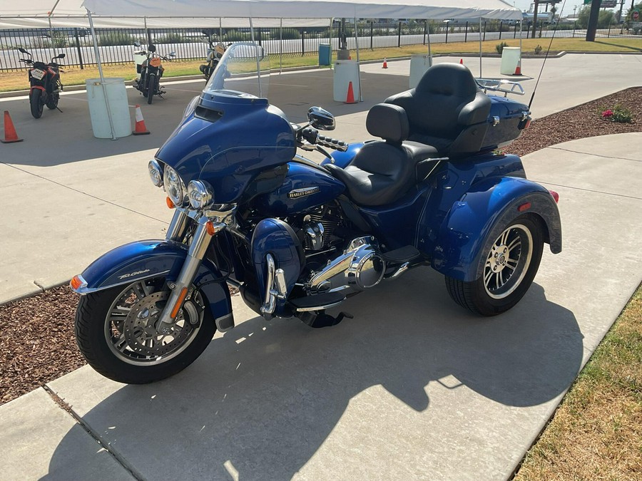 FLHTCUTG 2017 Tri Glide® Ultra