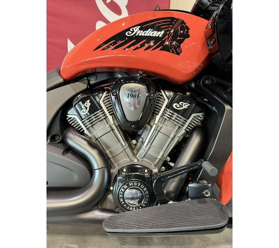 2024 Indian Motorcycle® Challenger® Dark Horse® Icon Sunset Orange