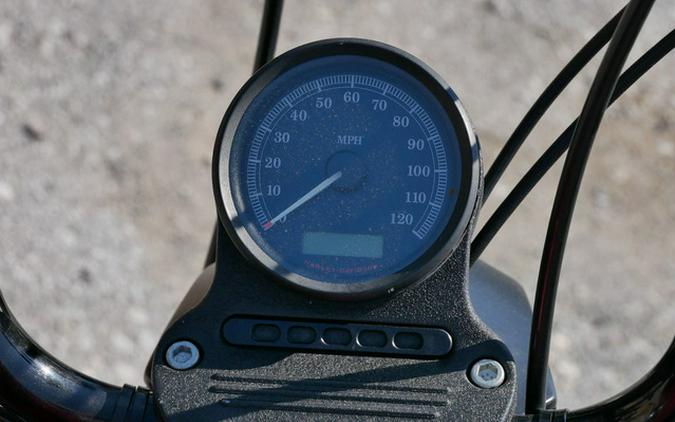 2012 Harley-Davidson XL883N - Sportster Iron 883