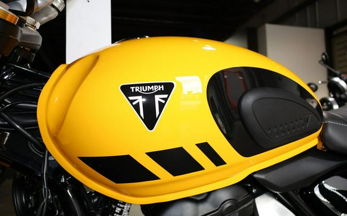 2026 Triumph Scrambler 400 XC Racing Yellow XC