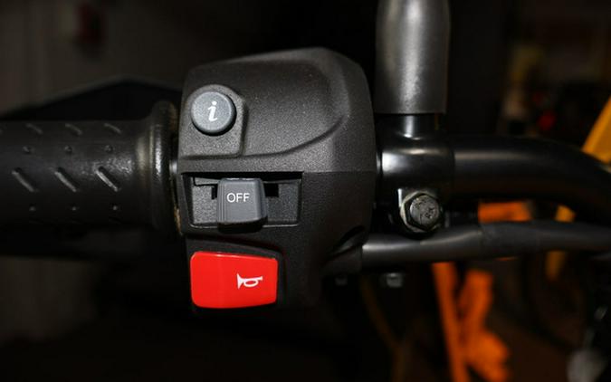 2026 Triumph Scrambler 400 XC Racing Yellow XC