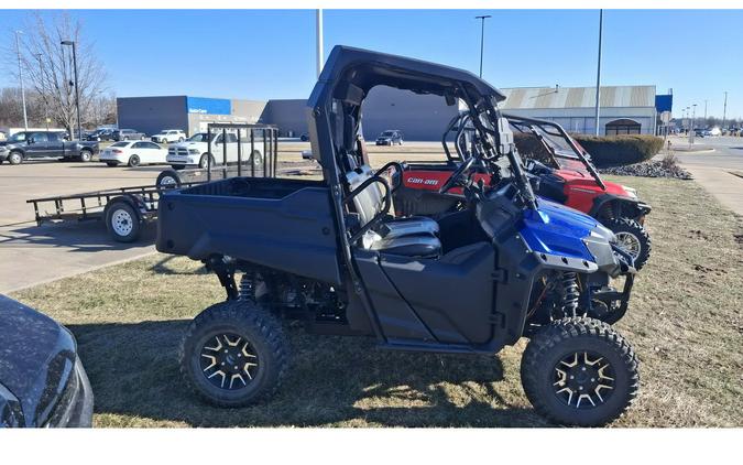 2017 Honda Pioneer 700 Deluxe
