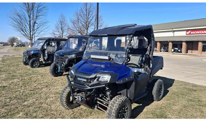 2017 Honda Pioneer 700 Deluxe