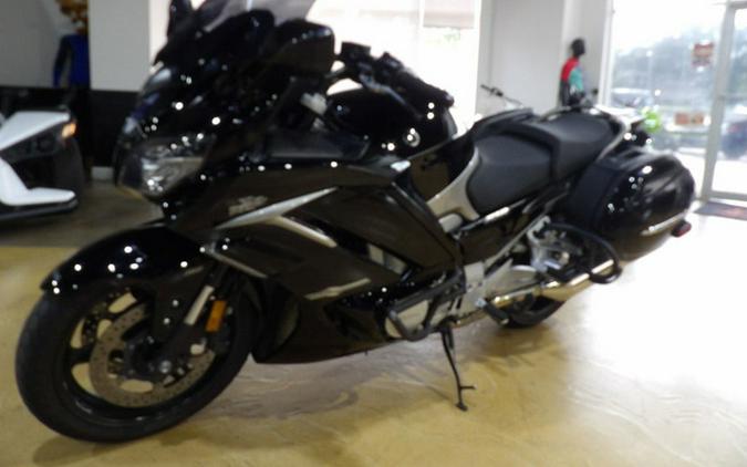 2017 Yamaha FJR 1300ES