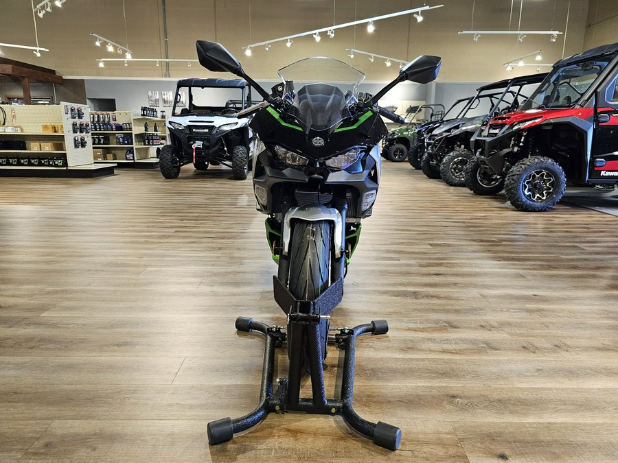 2024 Kawasaki Ninja 7 Hybrid ABS