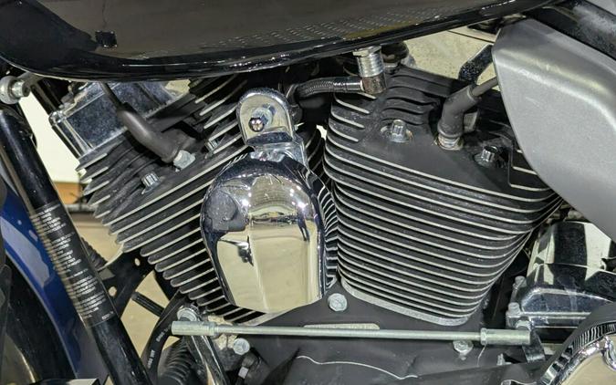 2010 Harley-Davidson Electra Glide® Ultra Limited Two-Tone Flame Blue Pearl/Vivid Black