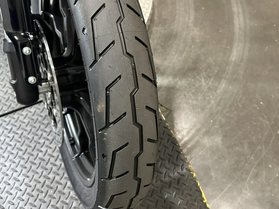 2025 Harley-Davidson® Low Rider® ST Vivid Black