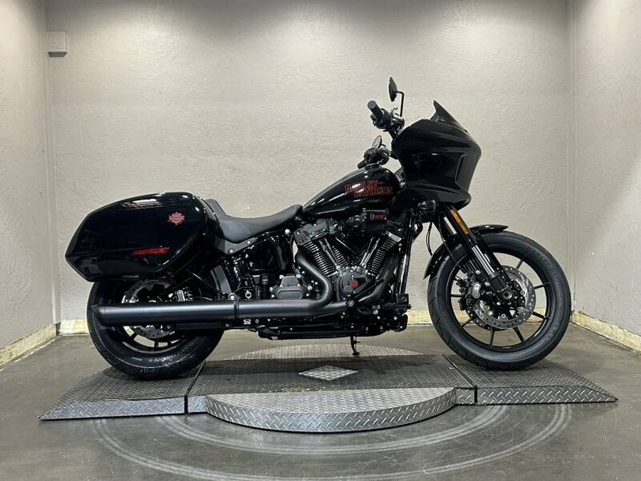 2025 Harley-Davidson® Low Rider® ST Vivid Black