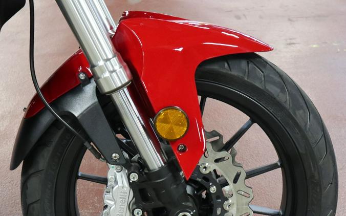 2023 Benelli 302S