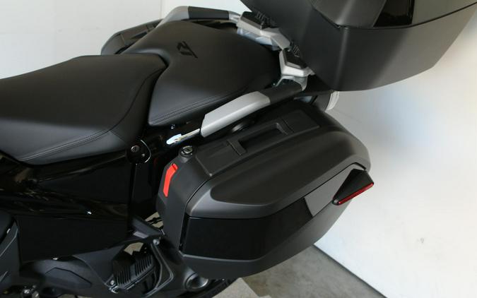 2026 BMW Motorrad R 1300 RT