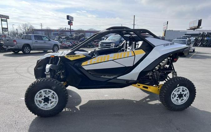 2024 Can-Am® Maverick R 999T DCT