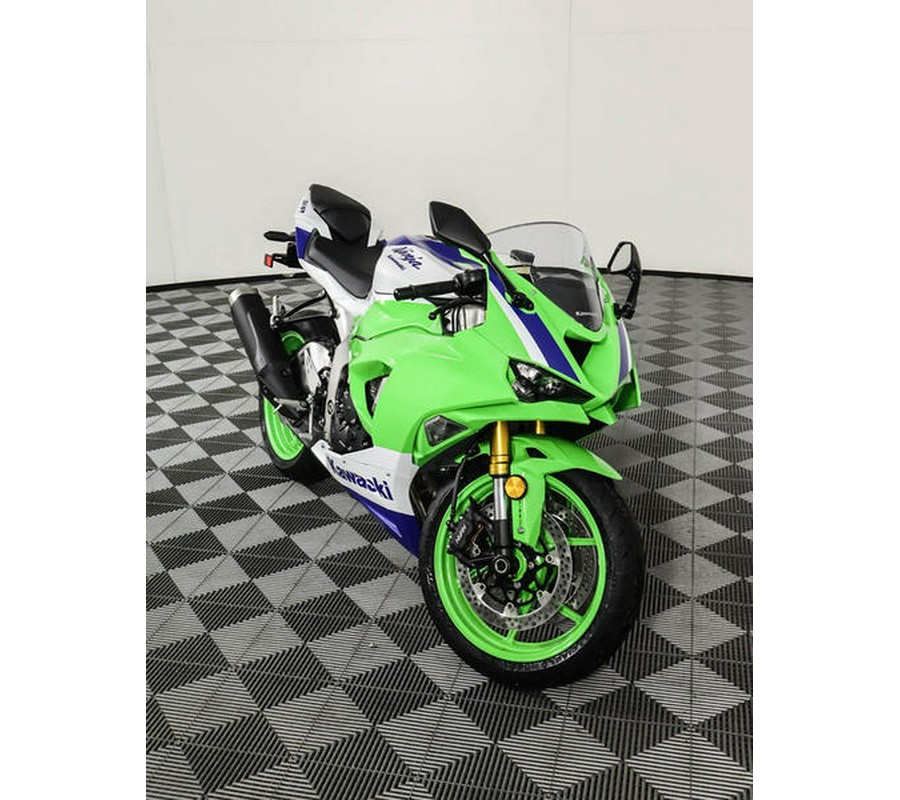 2024 Kawasaki Ninja® ZX™-6R 40th Anniversary Edition ABS