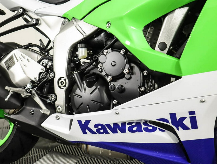 2024 Kawasaki Ninja® ZX™-6R 40th Anniversary Edition ABS