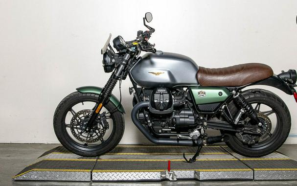 2022 Moto Guzzi V7 Stone E5