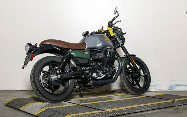 2022 Moto Guzzi V7 Stone E5