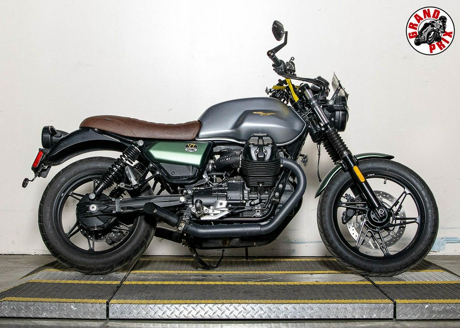 2022 Moto Guzzi V7 Stone E5