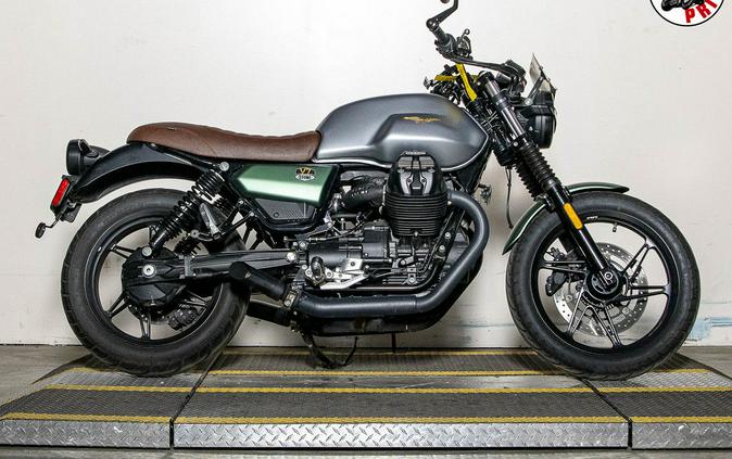 2022 Moto Guzzi V7 Stone E5