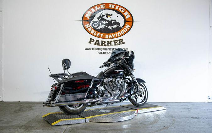 2017 Harley-Davidson® FLHX - Street Glide®