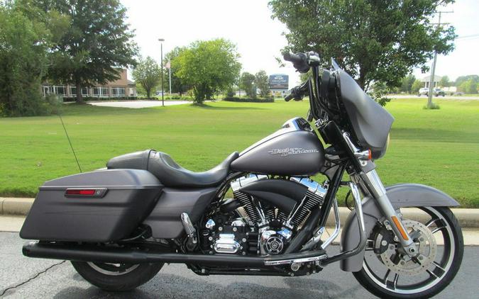 2016 Harley-Davidson® FLHXS - Street Glide® Special