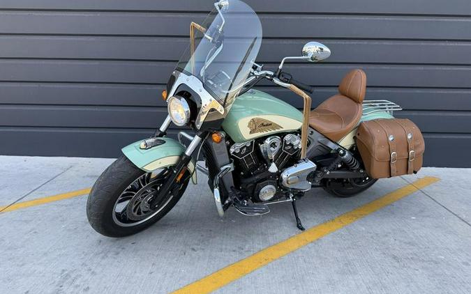 2018 Indian Motorcycle® Scout® ABS Willow Green / Ivory Cream / Gold Pinstripe