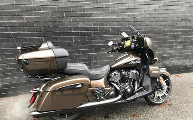 2023 Indian Motorcycle Roadmaster® Dark Horse®