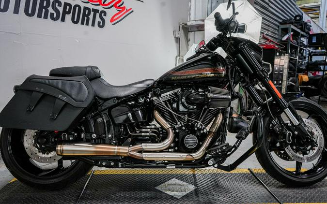 2016 Harley-Davidson CVO™ Pro Street Breakout®