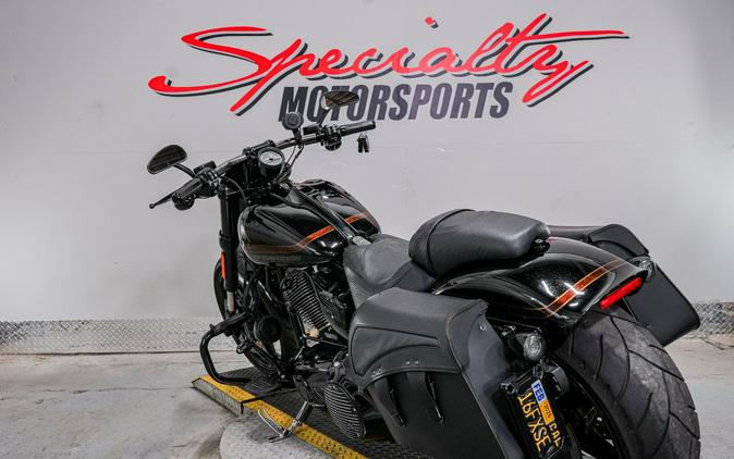 2016 Harley-Davidson CVO™ Pro Street Breakout®