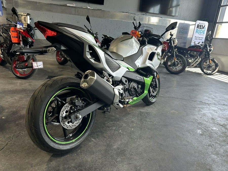 2024 Kawasaki Ninja 7 Hybrid ABS