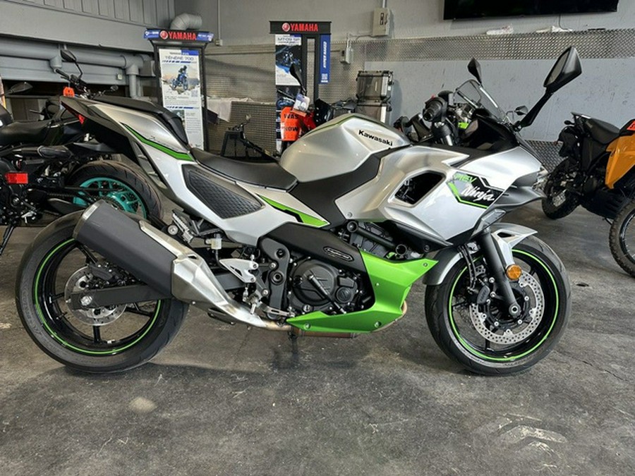 2024 Kawasaki Ninja 7 Hybrid ABS
