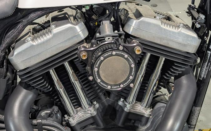 2017 Harley-Davidson® Forty-Eight® Crushed Ice Denim