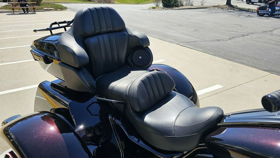 2021 Harley-Davidson FLHTCUTGSE - CVO Tri Glide