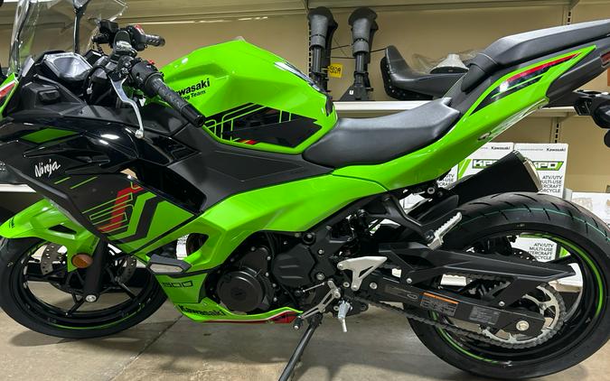 2024 Kawasaki Ninja 500 KRT Edition SE ABS