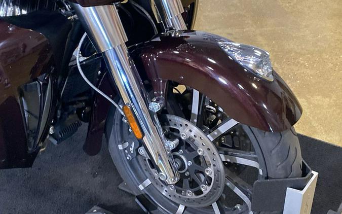 2021 Indian Roadmaster Limited Thunder Black Azure Crystal Limited Thunder Black Azure Crystal