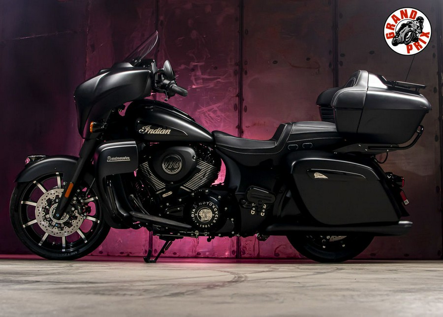 2024 Indian Motorcycle® Roadmaster® Dark Horse® Black Smoke