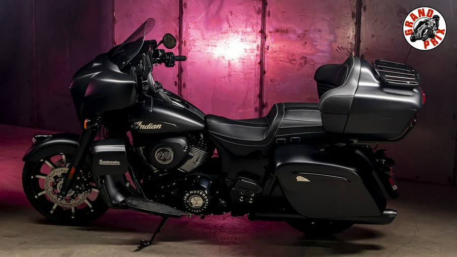 2024 Indian Motorcycle® Roadmaster® Dark Horse® Black Smoke