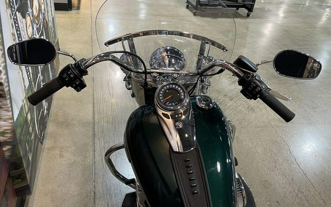 2024 Harley-Davidson Softail FLHCS - Heritage Classic