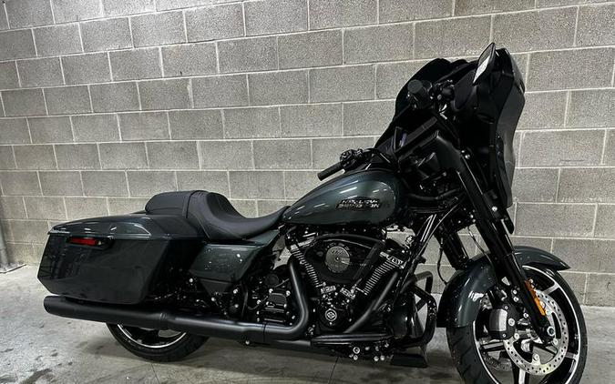 2025 Harley-Davidson® FLHX - Street Glide®